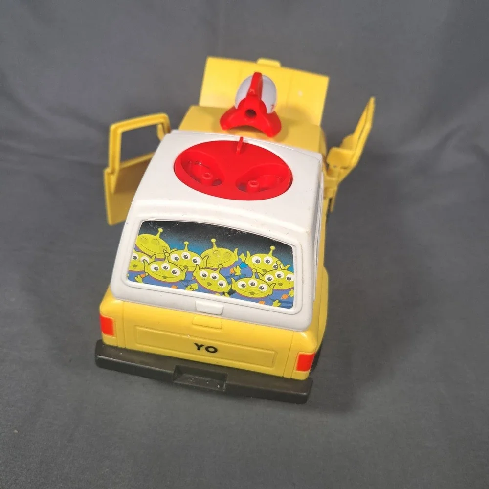 Disney Pixar Toy Story Pizza Planet Delivery Truck Mattel X4086 Yellow Toy Car